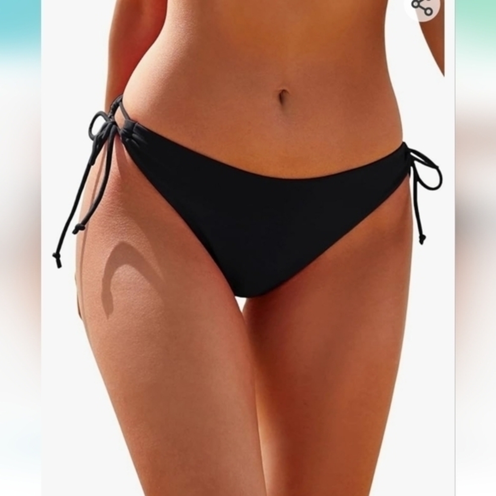 Verdusa women's side tie swim bottoms in like new condition. Bottoms only. Large